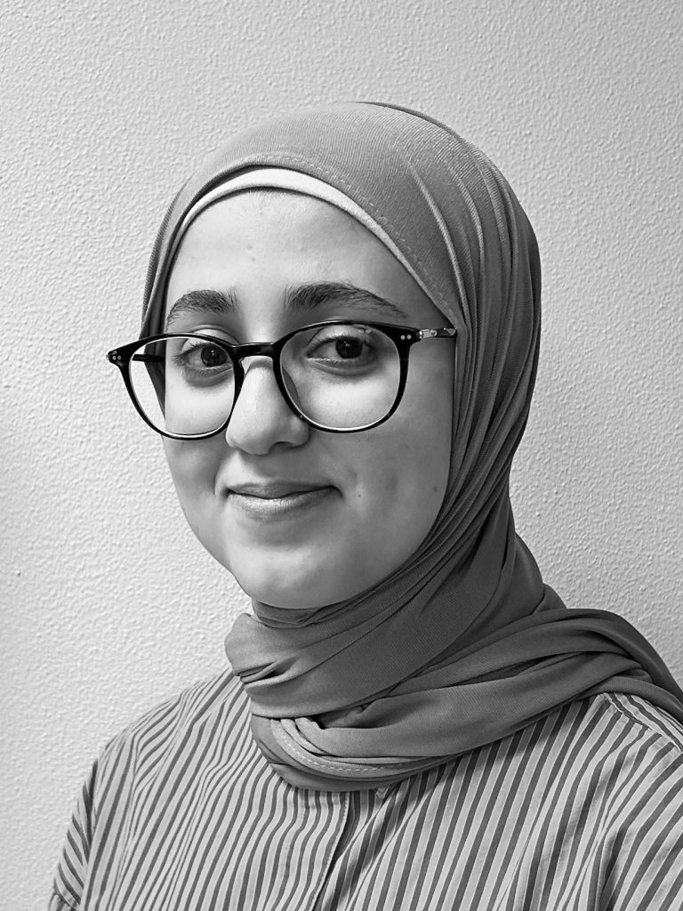 Mona Bousamaki